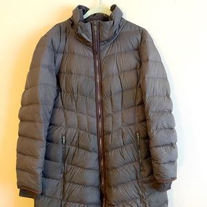 XL Athleta puffer parka